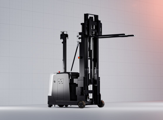 Mit seiner Bauweise eignet sich der KMF 1500P-CB für die stabile und flexible Handhabung geschlossener und offener Paletten.