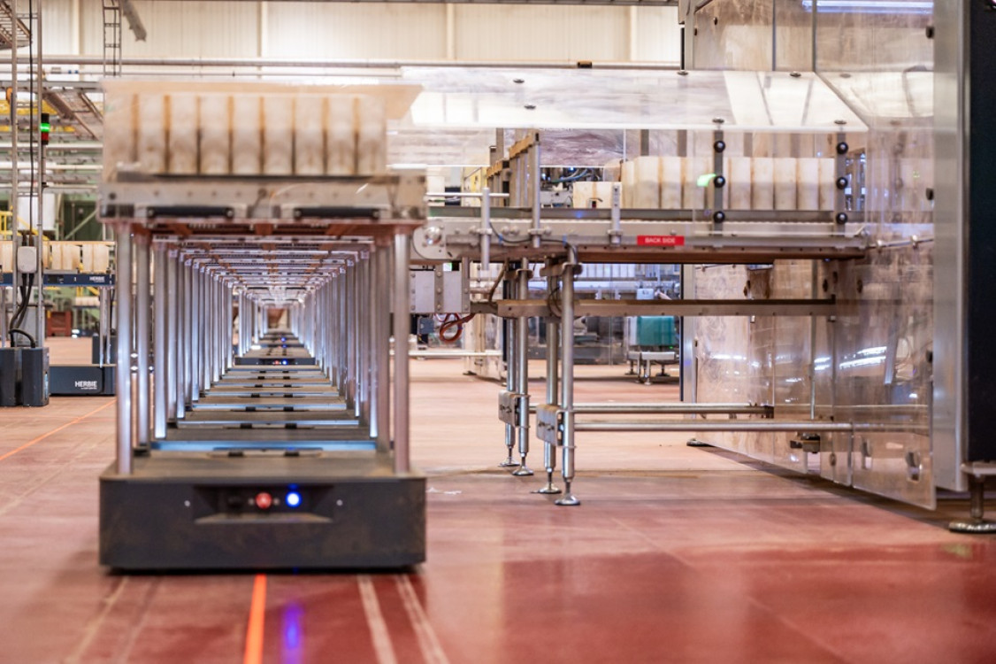 Automatisierung in der Teeproduktion - © Carrybots GmbH Automatisierung in der Teeproduktion - © Carrybots GmbH