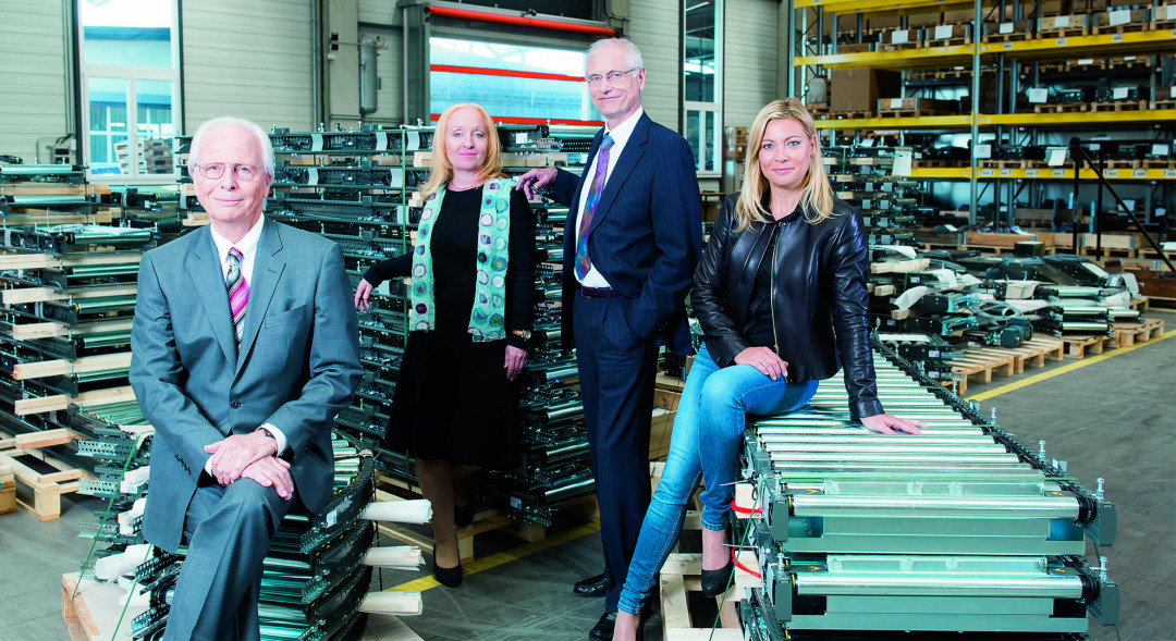 v.l.n.r.: Univ.-Prof. Dr. Günter Knapp, Sigrid Hofmann, HR Dr. Herbert Knapp, Mag. Tanja Knapp - © KNAPP / Kanizaj v.l.n.r.: Univ.-Prof. Dr. Günter Knapp, Sigrid Hofmann, HR Dr. Herbert Knapp, Mag. Tanja Knapp - © KNAPP / Kanizaj