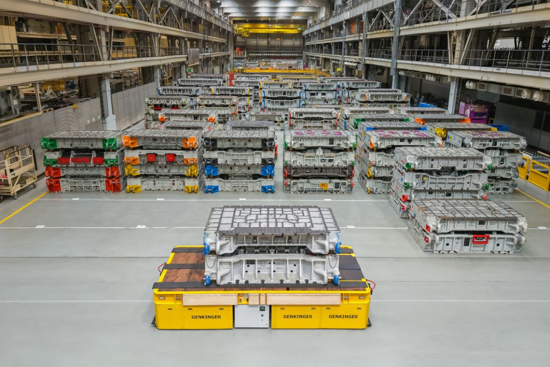 2013423_EE-P450_Werkzeug-Plattformwagen-1