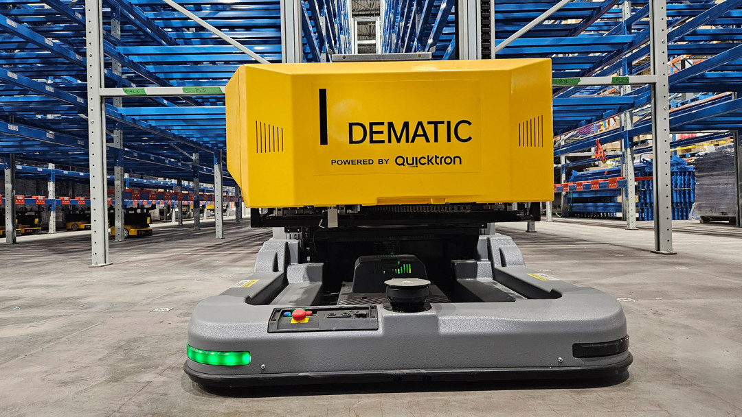 Ein Kernelement des auf der Logistics & Automation 2026 in Bern vorgestellten Flexible Automation-Portfolios sind die integrierten AMR-Lösungen von Dematic. - Bild: Dematic