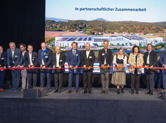 Feierliche Eröffnung in Weiz: Am 13. Februar hat Craiss Austria gemeinsam mit hochrangigen Gästen die neuen Logistikhallen offiziell eingeweiht.