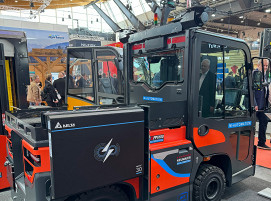 Moovair 30: Delta’s MOOVair 30 – ein 30-kW-Wireless-Charging-System für den 80-Volt-Betrieb.