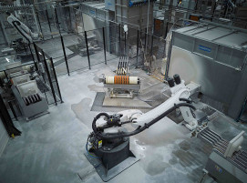 Automatisierte Glasuranlage mit KUKA Robotern und Gaiotto-Technologie.