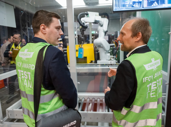 Die IFOY Innovation Checker prüfen jeden IFOY Finalisten beim Test Camp Intralogisticsin Dortmund hinsichtlich Innovationsgrad, Kundennutzen, Marktrelevanz und Funktionalität.